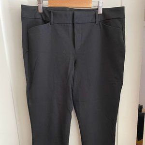 Old Navy 12 short mid rise pixie work pants